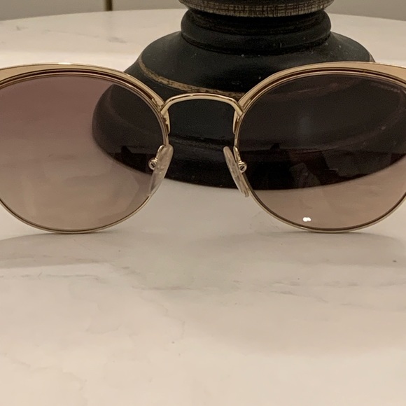 Prada singlases un excellent condition without original case - Picture 8 of 13